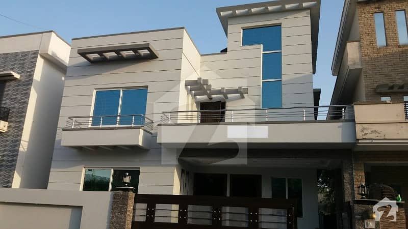 Dha Phase 2  Sector C 10 marlaBrand New House For Sale