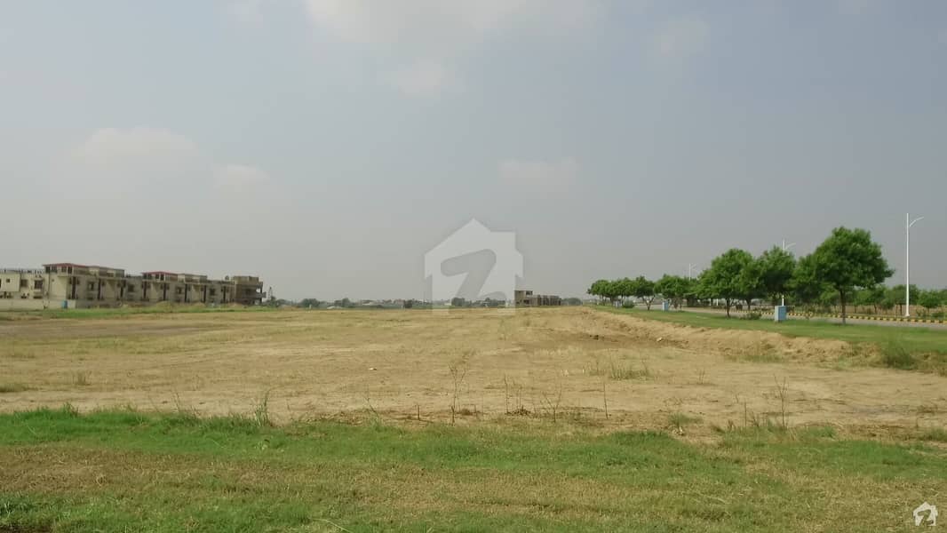 Ideally Located Near To Main Circular Road 7 Marla Plot For Sale In Gulberg Residencia Block K