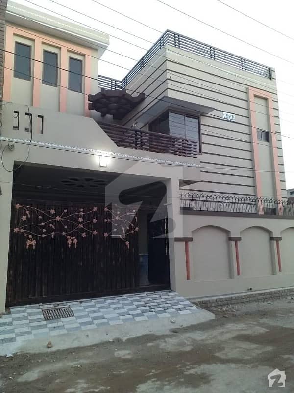 علی ماڈل ٹاؤن پشاور میں 6 کمروں کا 7 مرلہ مکان 1. 33 کروڑ میں برائے فروخت۔