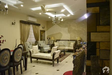 4 Bedroom Modern Apartment For Sale Kda Officers Society