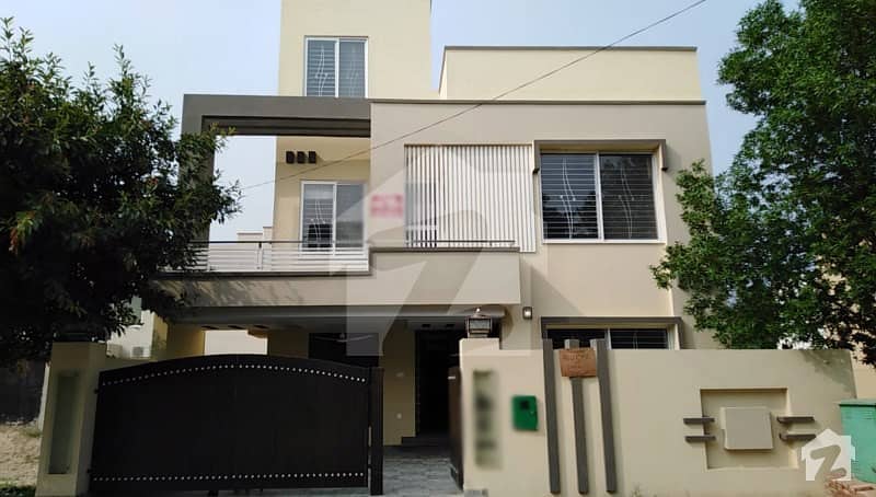 Near To Grand Masjid 10 Marla House For Sale