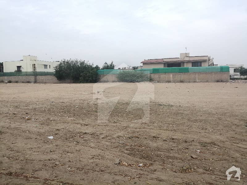 1000 Sq Yd Ready For Construction Plot For Sale Ideal For Your Dream House All Around Beautiful Bungalows