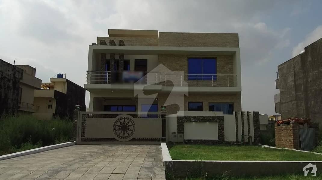 Main Double Road Brand Double Storey House For Sale In G-13/3 Islamabad