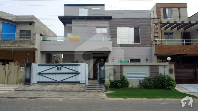 10 Marla House For Sale In F Block Of State Life Phase 1