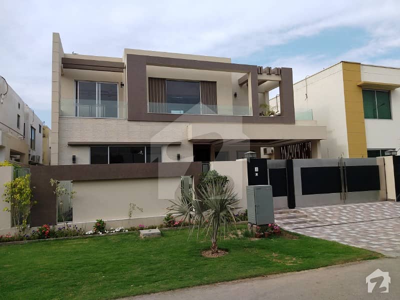 One Kanal Used But Solid Constructed House For Sale