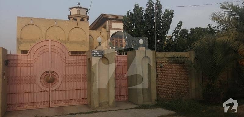 To Sale You Can Find Spacious Flat In Khanewal Vehari Road