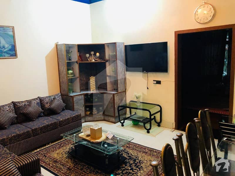 ریونیو سوسائٹی - بلاک بی ریوینیو سوسائٹی لاہور میں 4 کمروں کا 5 مرلہ مکان 1.15 کروڑ میں برائے فروخت۔