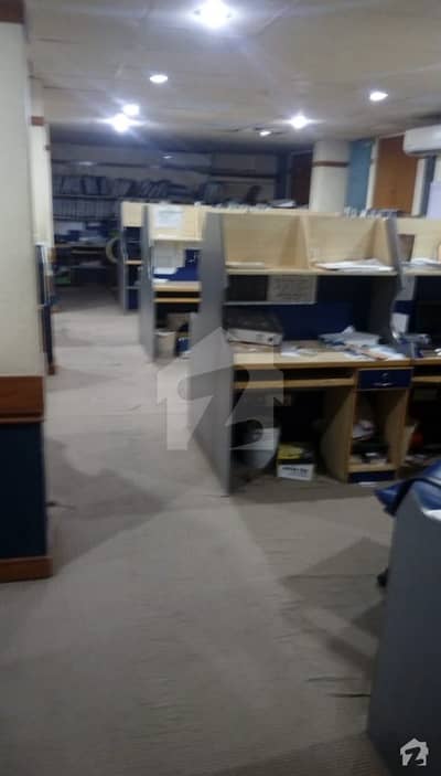 A Commercial Property In Clifton Block 9 Available For Rent A Commercial Property In Clifton Block 9 Available For Rent