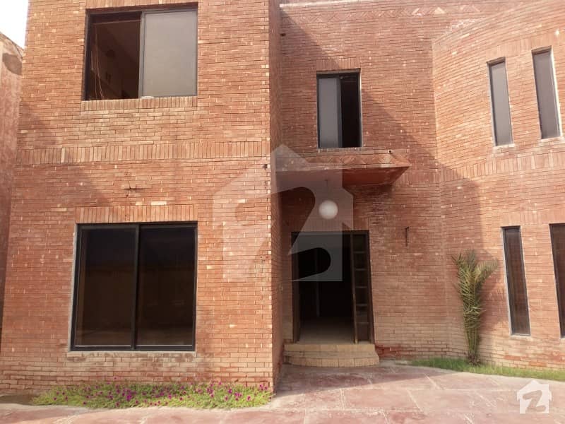 2 Kanal Commercial House For Rent In Gulberg