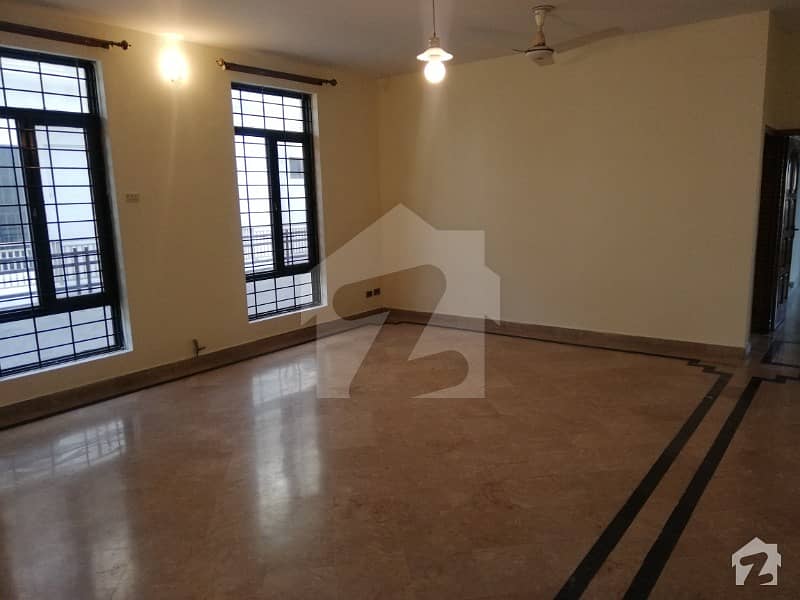 F11 Upper Portion Is Available For Rent 3 Bedrooms Marbled Flooring
