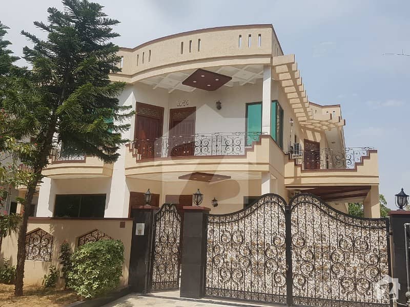 5 Bed 1 Kanal Bungalow For Sale At Hot Location Of G 11