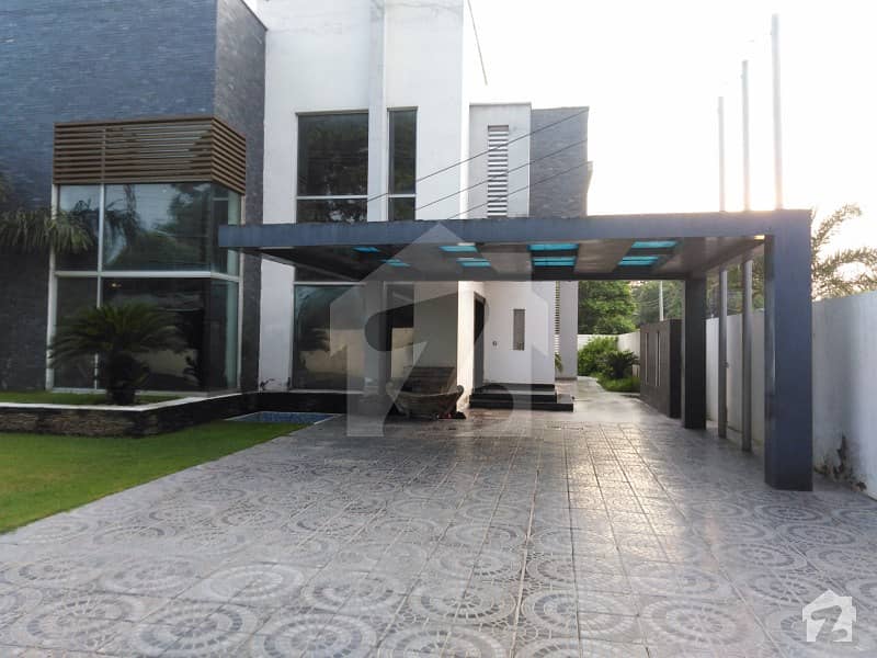 2 Kanal Bungalow For Rent On Sarwar Road Cantt Lahore
