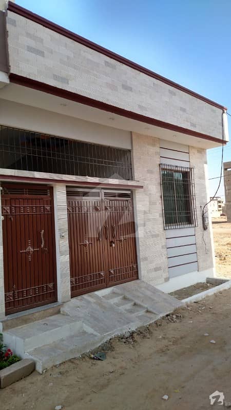 گلشنِ معمار - سیکٹر کیو گلشنِ معمار گداپ ٹاؤن کراچی میں 4 کمروں کا 5 مرلہ مکان 92 لاکھ میں برائے فروخت۔