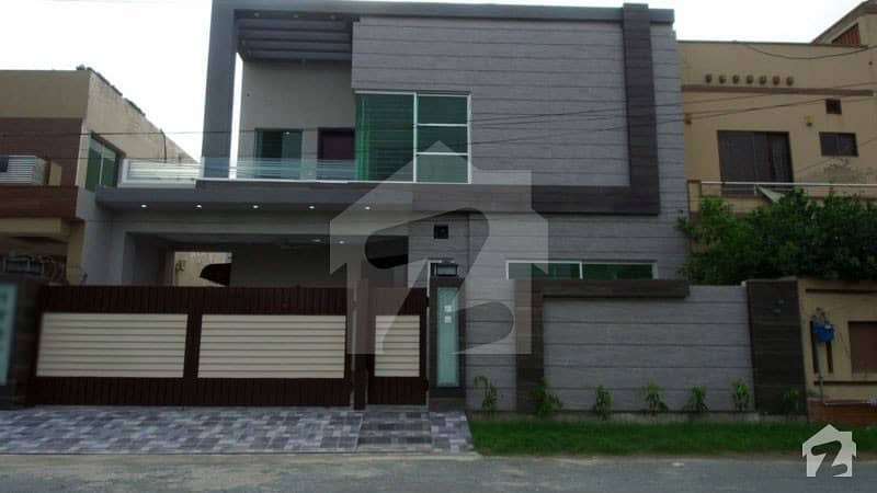 10 Marla Beautiful House For Sale In F Block Of State Life Phase 1