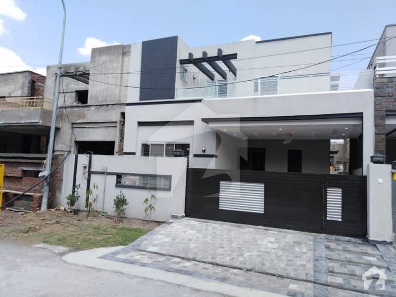 8 Marla House For Sale In B Block Of Divine Garden Lahore