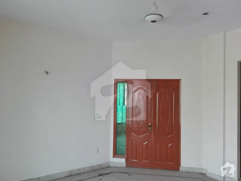 1st Floor Flat Is Available For Rent Also For Bachelors