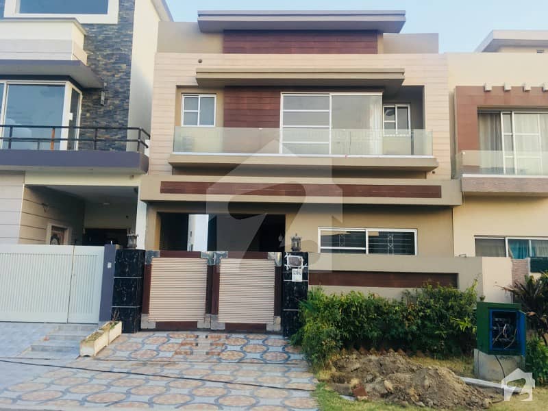 Lg Offer Superb 05 Marla Outclass Brand New Luxury Bungalow For Sale
