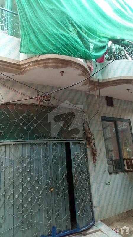حسن ٹاؤن لاہور میں 4 کمروں کا 2 مرلہ مکان 45 لاکھ میں برائے فروخت۔