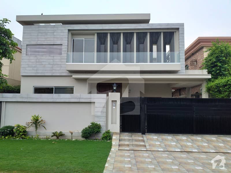 1 Kanal Brand New Luxury Modern Style Bungalow For Sale