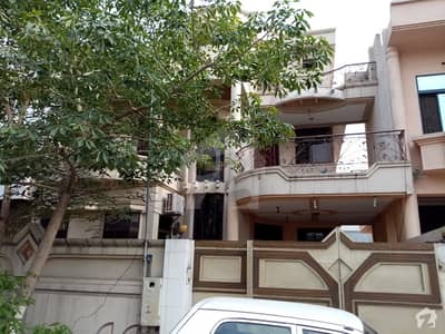 Here Is A Good Opportunity To Live In A Well-Built House Here Is A Good Opportunity To Live In A Well-Built House