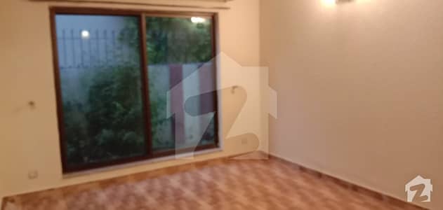 Kanal Full House Is Available For Rent Near To Market Kanal Full House Is Available For Rent Near To Market
