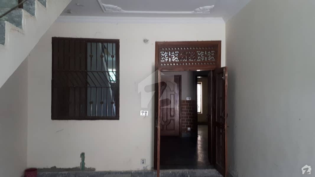 House Is Available For Rent On Farooq-e-Azam Road