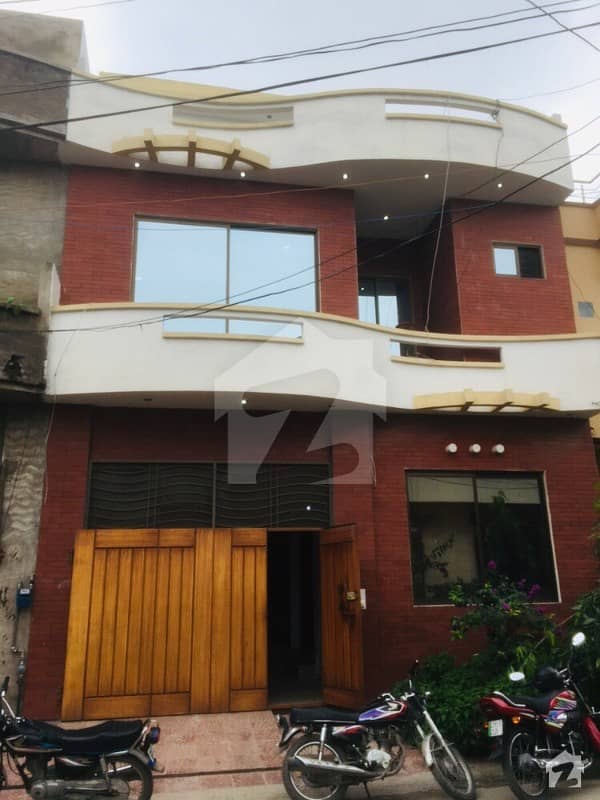 عدن ولاز لاہور میں 4 کمروں کا 5 مرلہ مکان 36 ہزار میں کرایہ پر دستیاب ہے۔