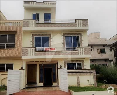 25X40 Brand New House For Sale In G-13 25X40 Brand New House For Sale In G-13