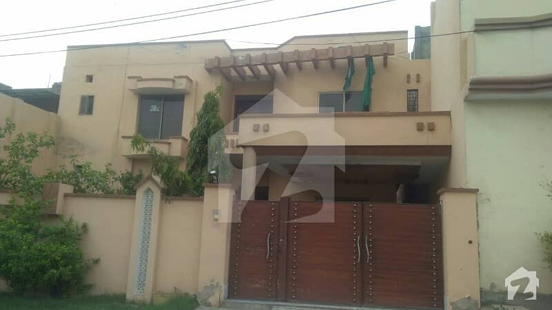 15 Marla House For  Rant In Rahman Garden Satiana Road Faisalabad