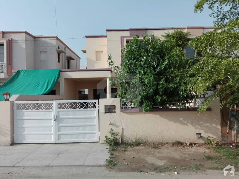ایڈن لین ولاز 2 ایڈن لاہور میں 3 کمروں کا 10 مرلہ مکان 97 لاکھ میں برائے فروخت۔