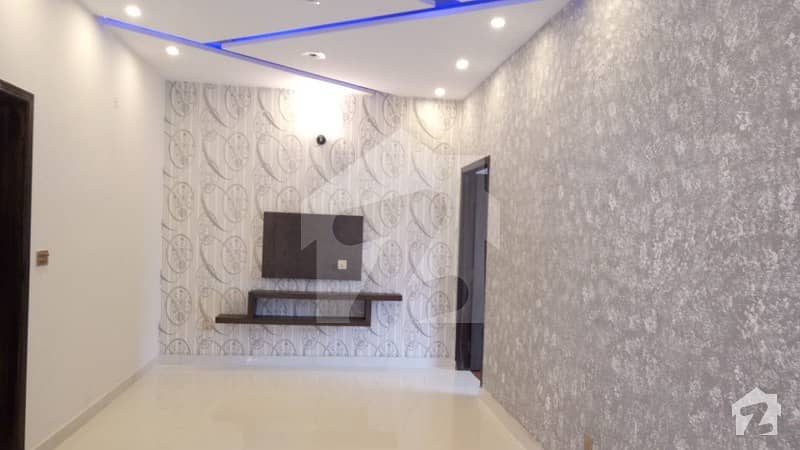 5 Marla Double Unit Brand New And Good Location Corner House For Sale In Gulshan-e-Lahore