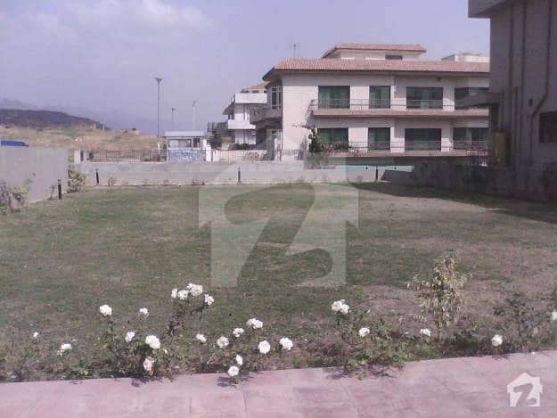 1 Kanal Level Plot For Sale In National Police Foundation Sector O-9