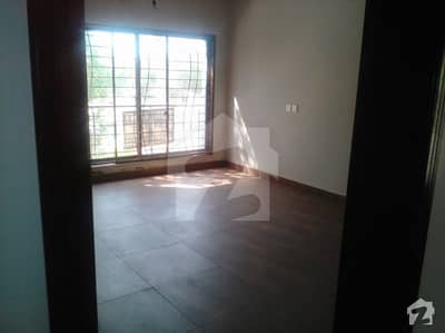 9 Marla House Available For Rent In Safari Villas Bahria Town 9 Marla House Available For Rent In Safari Villas Bahria Town