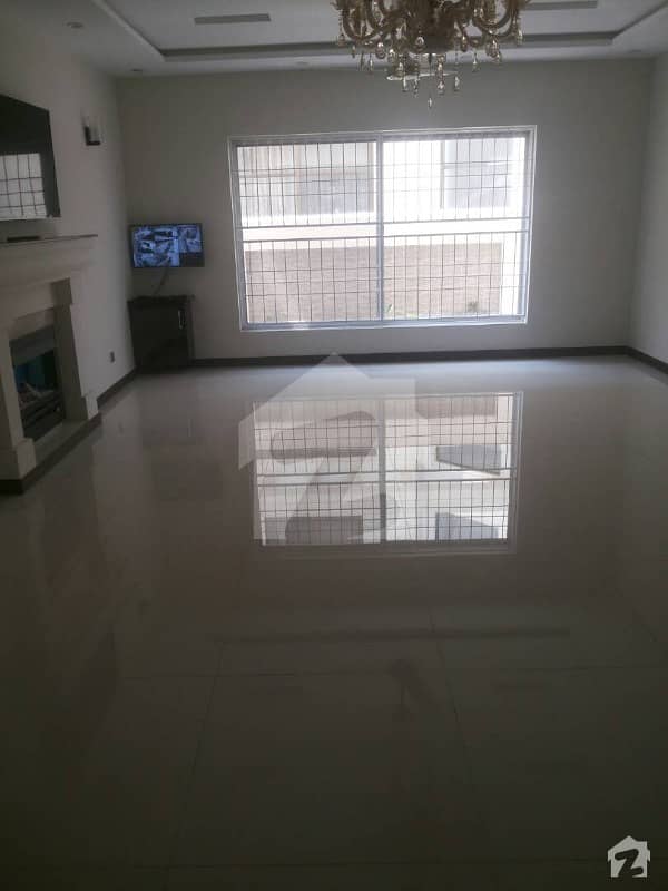 1 Kanal Upper Portion For Rent In Ee Block Bahria Town Lahore