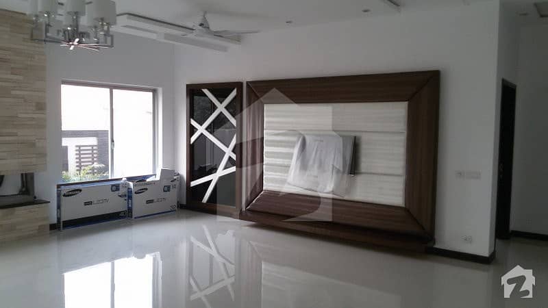 1 Kanal House With Excellent Accommodation In Ideal Location DHA Phase 3 Block X Lahore