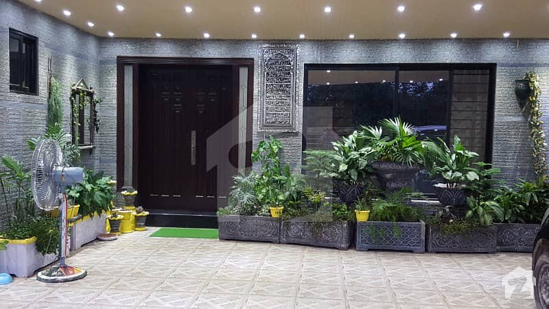 Fully Furnished Kanal House For Rent
