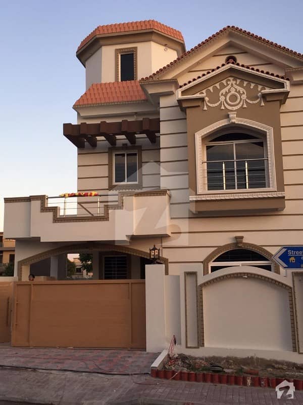 10 Marla New House In Phase 7 Bahria Town Rawalpindi For Sale