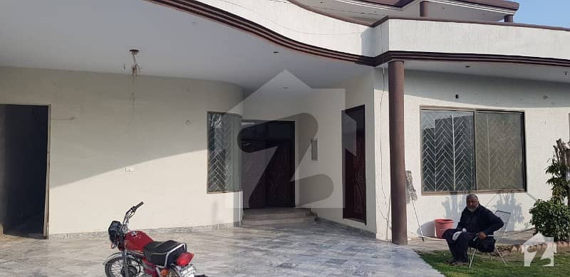 Double Storey House For Rent In Garden Town