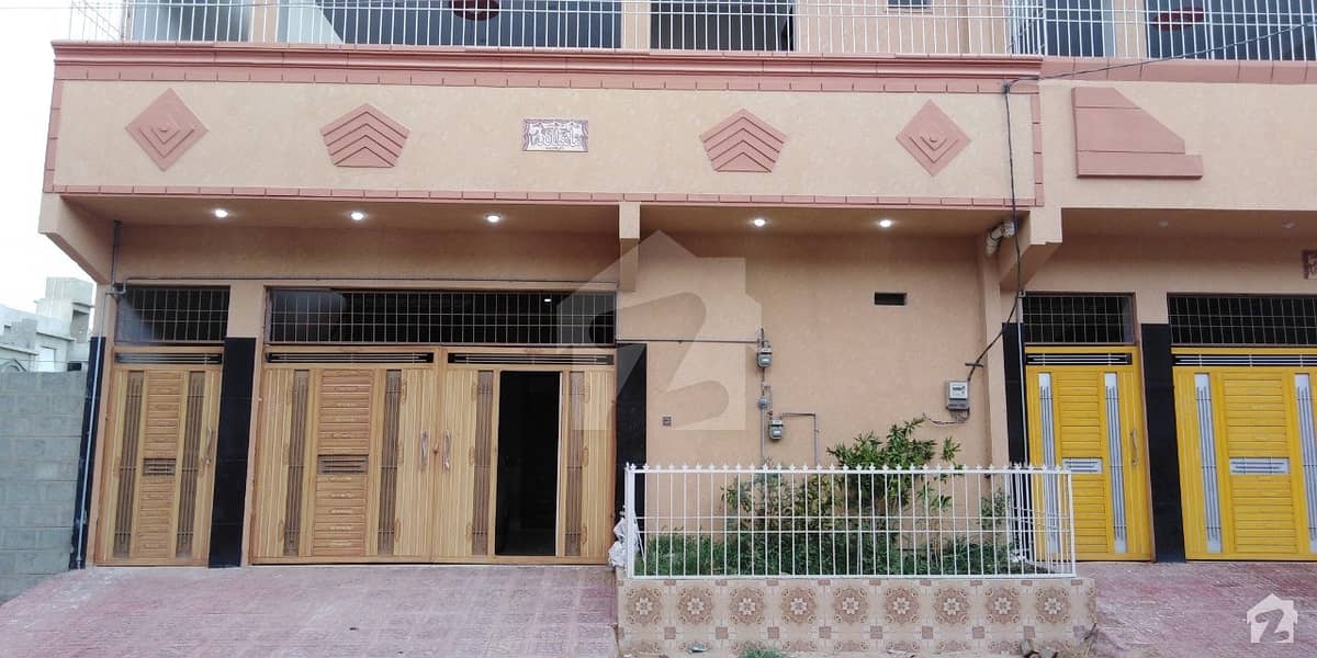 سکیم 33 کراچی میں 6 کمروں کا 8 مرلہ مکان 1. 5 کروڑ میں برائے فروخت۔