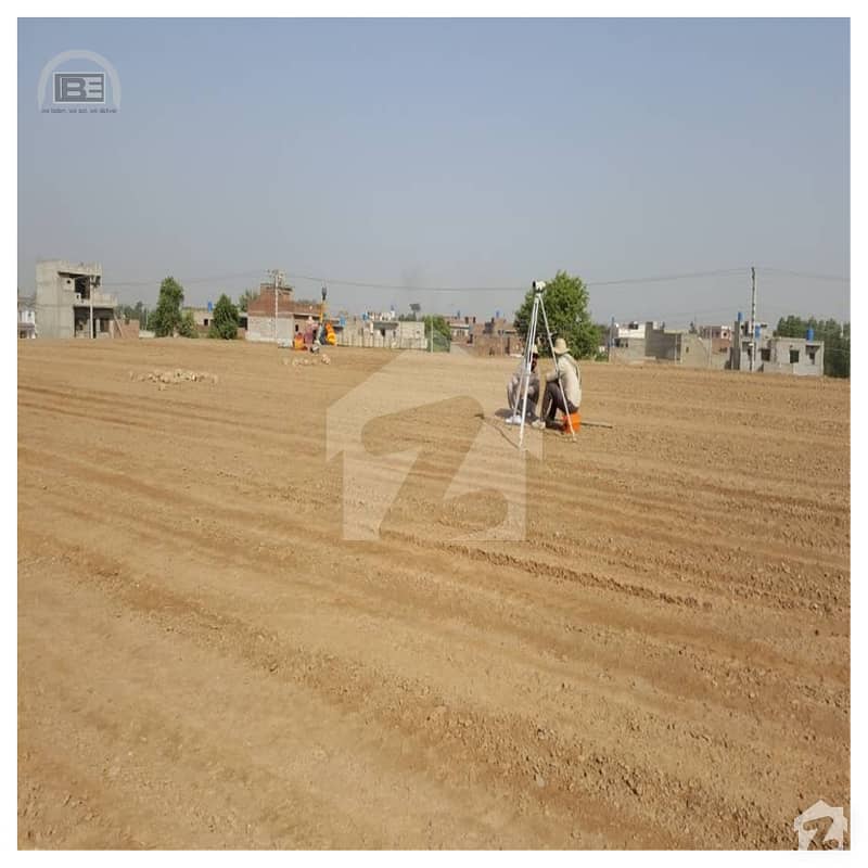 کرباٹھ لاہور میں 135 کنال زرعی زمین 52 کروڑ میں برائے فروخت۔