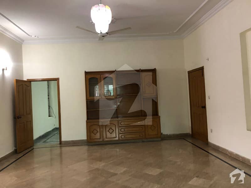 1 Kanal Upper Portion For Rent