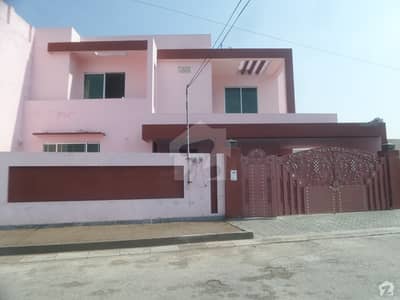 Well-Built House Available At Good Location Well-Built House Available At Good Location