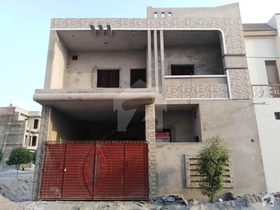 علامہ اقبال ایونیو جہانگی والا روڈ بہاولپور میں 4 کمروں کا 5 مرلہ مکان 85 لاکھ میں برائے فروخت۔ علامہ اقبال ایونیو جہانگی والا روڈ بہاولپور میں 4 کمروں کا 5 مرلہ مکان 85 لاکھ میں برائے فروخت۔