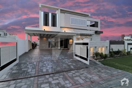 Owner Build 1 Kanal Superb Mazhar Munir Design Solid Bungalow For Sale Owner Build 1 Kanal Superb Mazhar Munir Design Solid Bungalow For Sale