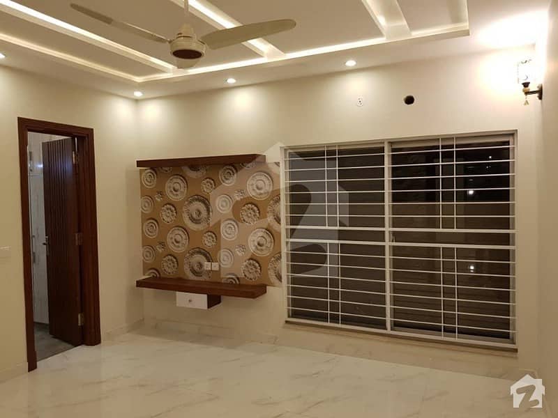 12 Marla House For Sale In Lake City Sector M1 Lake City Sector M1