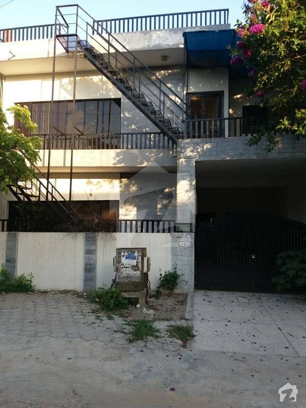 G9-3 30*50,liveable double story house available investors price