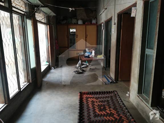 ادرز ڈیرہ اسماعیل خان میں 2 کمروں کا 4 مرلہ مکان 50 لاکھ میں برائے فروخت۔