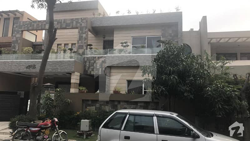 1 Kanal Lavish And Classy Owner Built Bungalow On 40 Feet Road For Sale In Sukh Chayn Gardens Lahore