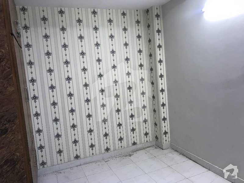 Flat Is Available For Sale In Very Good Condition Flat Is Available For Sale In Very Good Condition