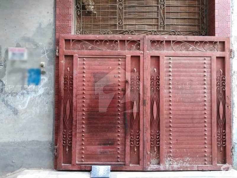 گلبرگ روڈ بہاولپور میں 4 کمروں کا 5 مرلہ مکان 70 لاکھ میں برائے فروخت۔
